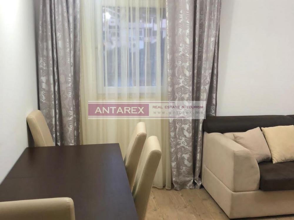 Excellent apartment with a garage for sale in Becici, Montenegro