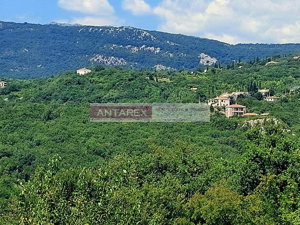 Large house in Herceg Novi for sale