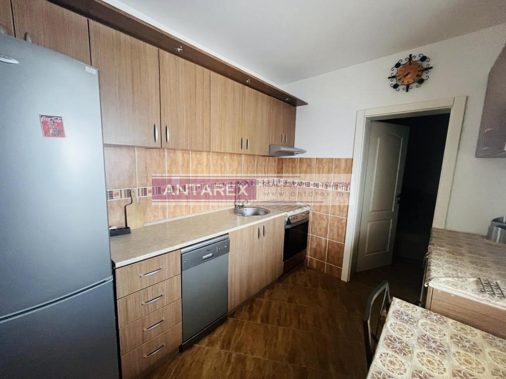 One-bedroom apartment in Sutomore for sale