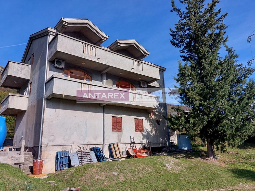 house with the seaview in Montenegro for sale