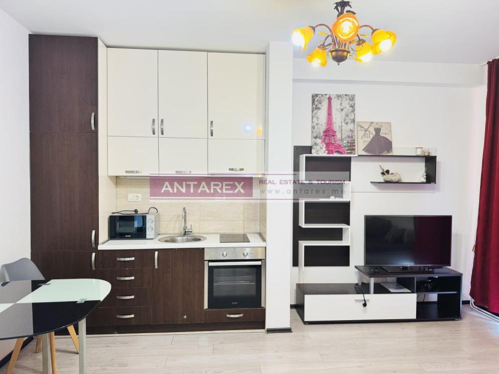 One-bedroom apartment in the center of Budva for sale