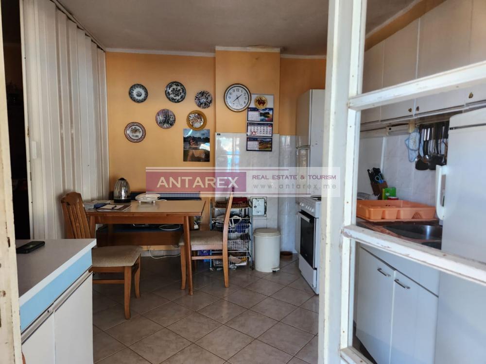 A house on the first line in Montenegro for sale