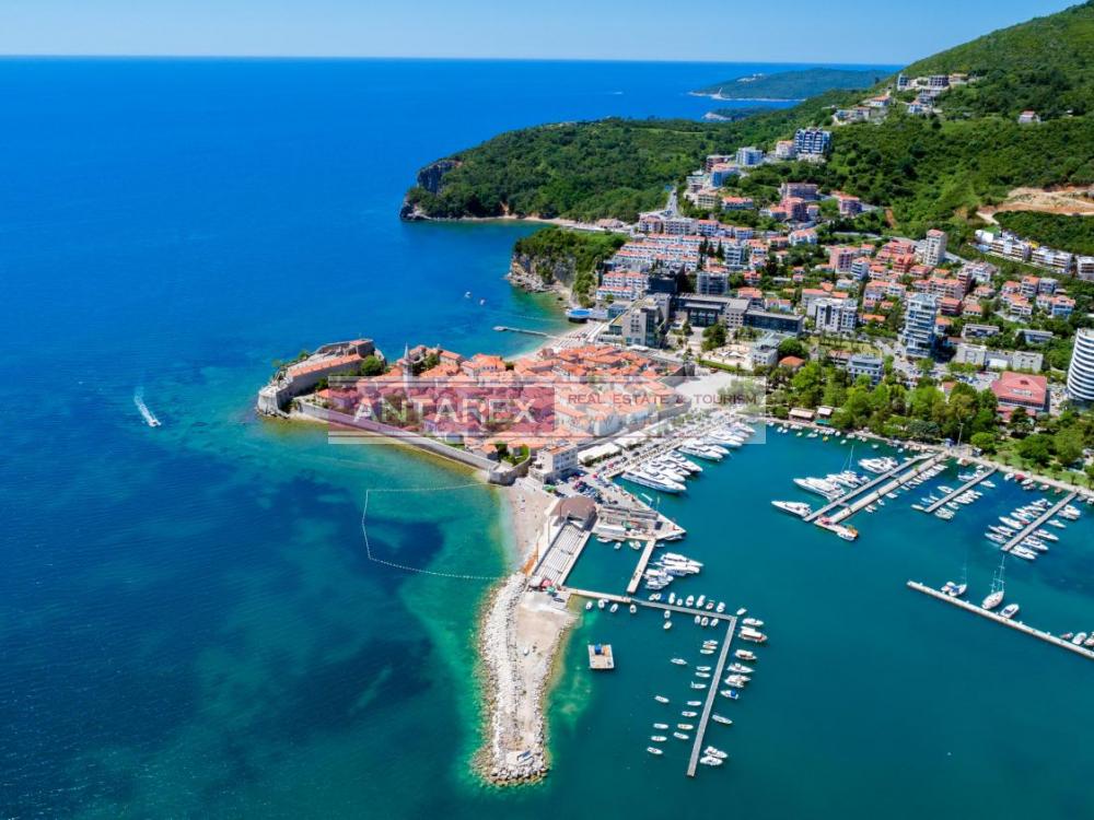 Sea-view modern apartments in new residential complex in Budva for sale