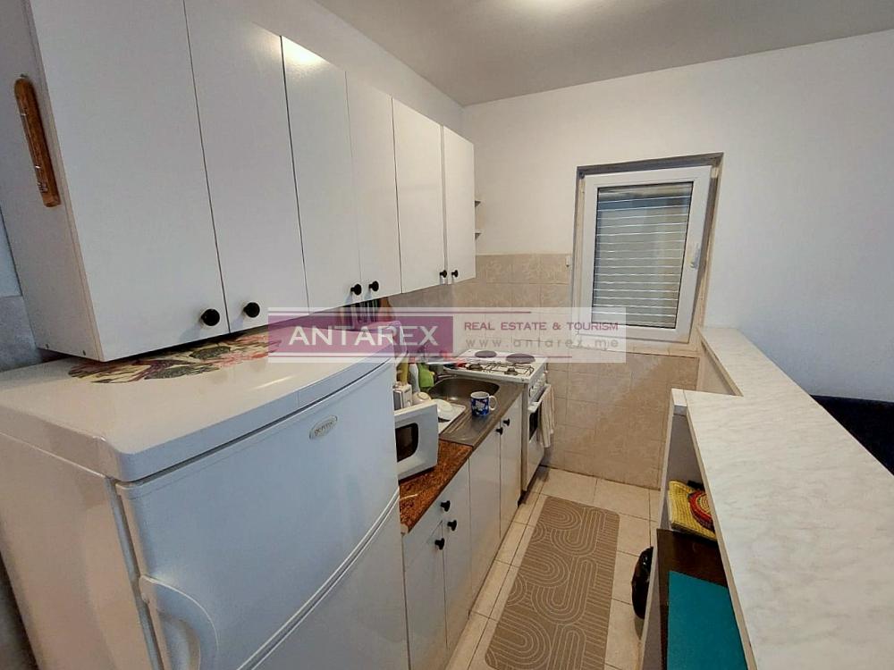 long term rent of apartment in Djenovici, Montemegrp