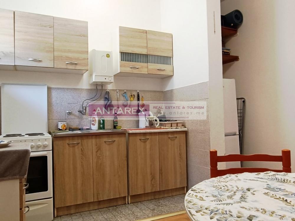 cheap apartment for rent in Herceg Novi