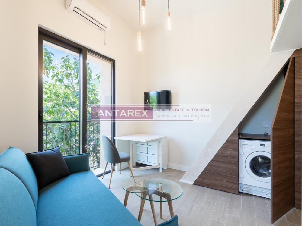 Studio apartment in Tivat
