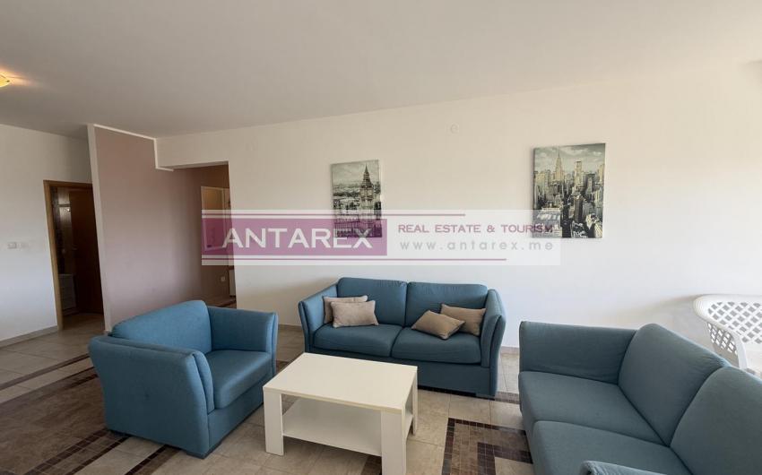 Spacious apartment with parking space in Budva for sale