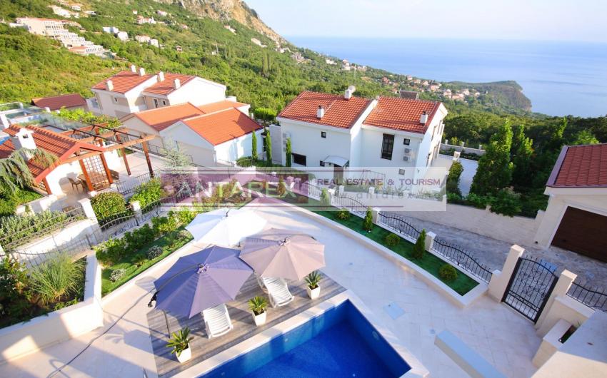 house in Montenegro for sale