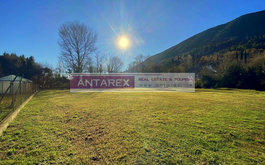 Land plot for sale in Montenegro