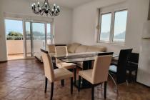 Spacious apartment near the sea in Buljarica for sale