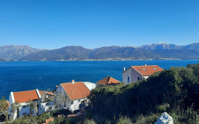 exellent plot for construction in Montenegro